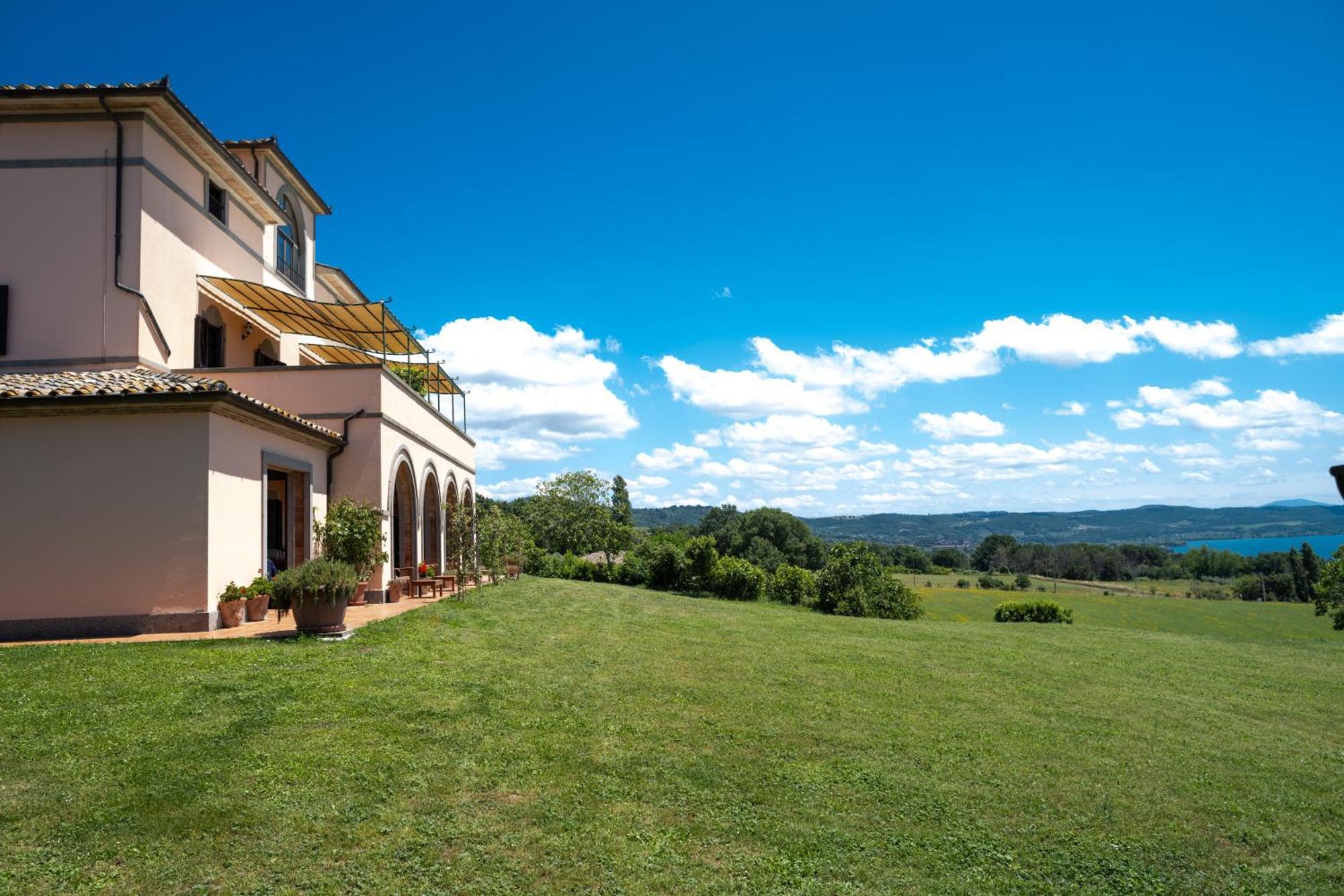 Agri Relais Il Poderaccio Di Bolsena Ngoại thất bức ảnh